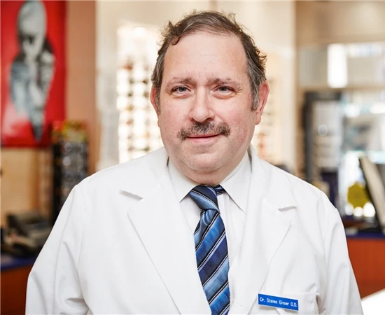 Dr. Steven Givner, optometrist at Modern Optical NY in Brooklyn